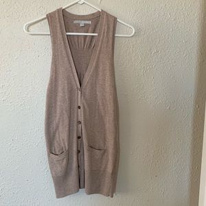 Old navy knit tan vest size Medium